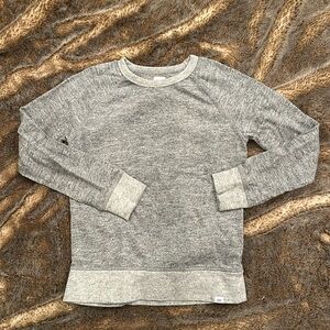 GAP kids crew neck shirt grey